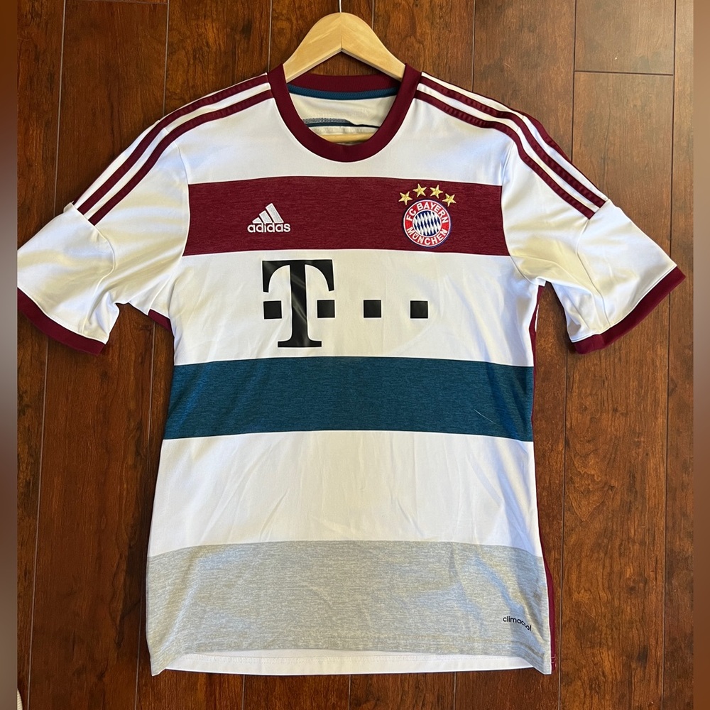 Bayern Munich Jersey sz Medium